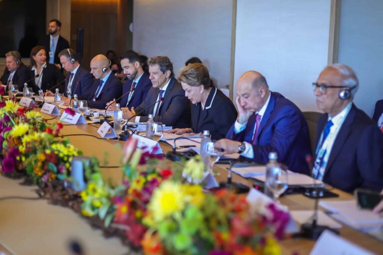 NDB - Reunião Anual do Board de Governadores
