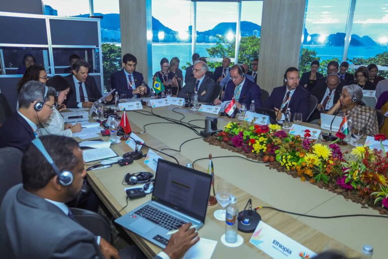 NDB - Reunião Anual do Board de Governadores