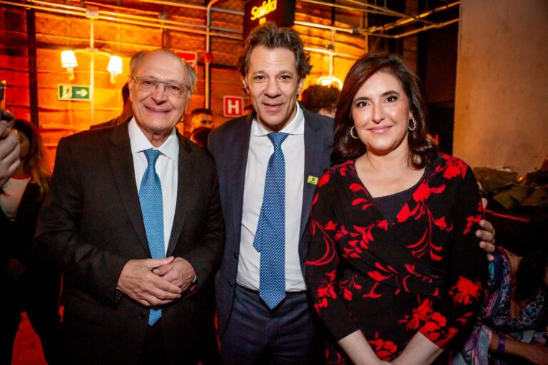 Homenagem do Grupo Prerrogativas ao Ministro Fernando Haddad, à Ministra Simone Tebet e ao Vice Presidente Geraldo Alckmin, coordenado pelo Advogado Marco Aurélio Carvalho